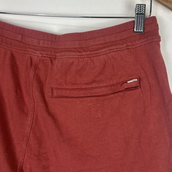Vuori Men’s Terracota Vital 100% Organic Cotton Casual  Shorts 8” Size XL - Picture 8 of 10